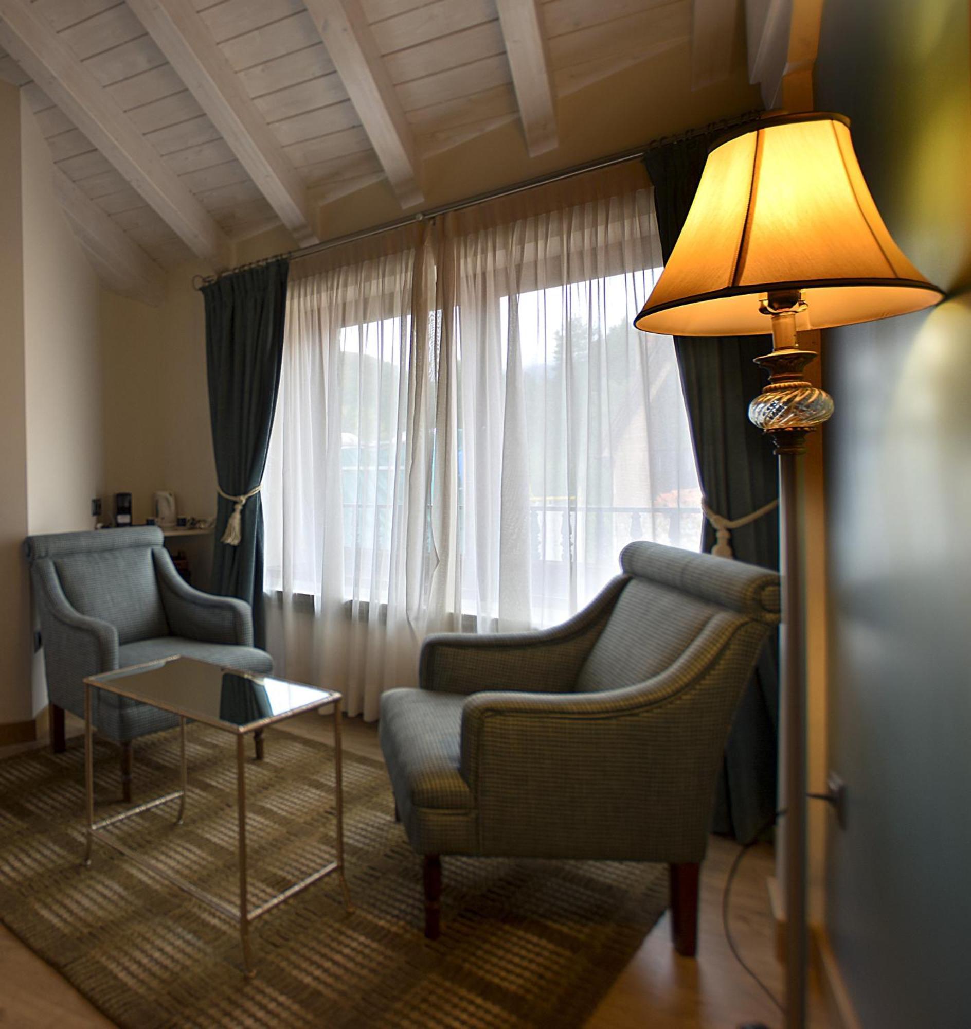 Picos De Europa Suites And Rooms Turieno Exteriör bild